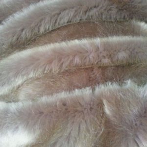 TISSU FAUSSE FOURRURE POILS LONGS 01